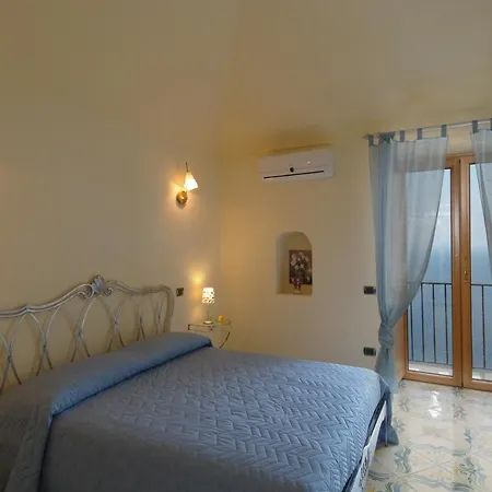 Дом отдыха Terrazza Di Rosa - Sea View Праяно