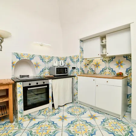 Дом отдыха Terrazza Di Rosa - Sea View Праяно